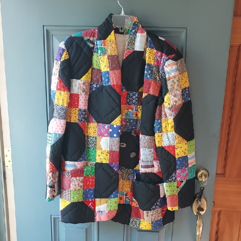 Handmade Quilted Jacket, 2 Deep Front Pockets, Three Buttons With Loop, Size S-M